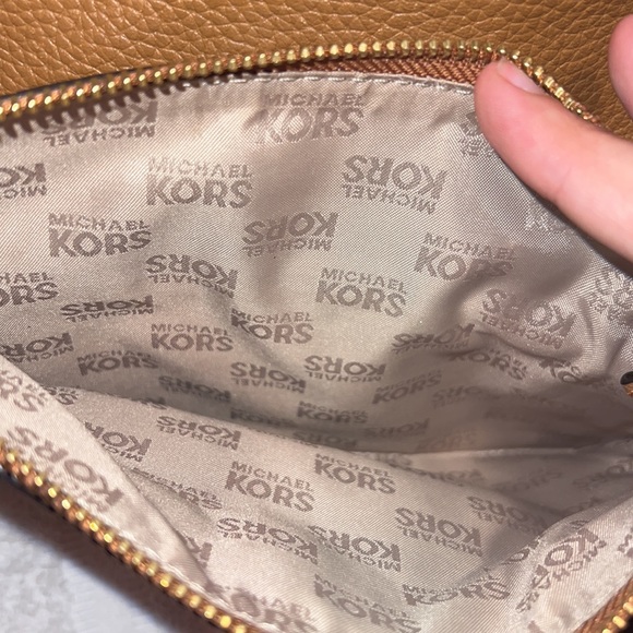 Michael kors crossbody - Picture 5 of 5